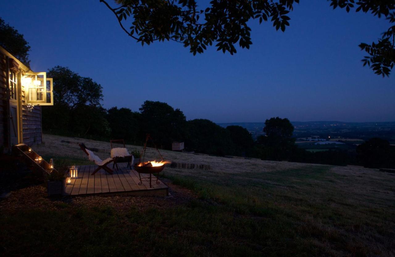 Tilbury Shepherd Huts With Hot Tubs Plus Holiday Cottages West Bagborough Екстериор снимка