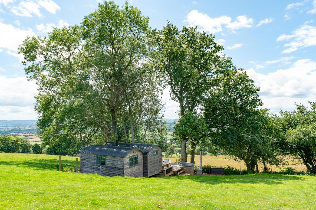 Tilbury Shepherd Huts With Hot Tubs Plus Holiday Cottages West Bagborough Екстериор снимка